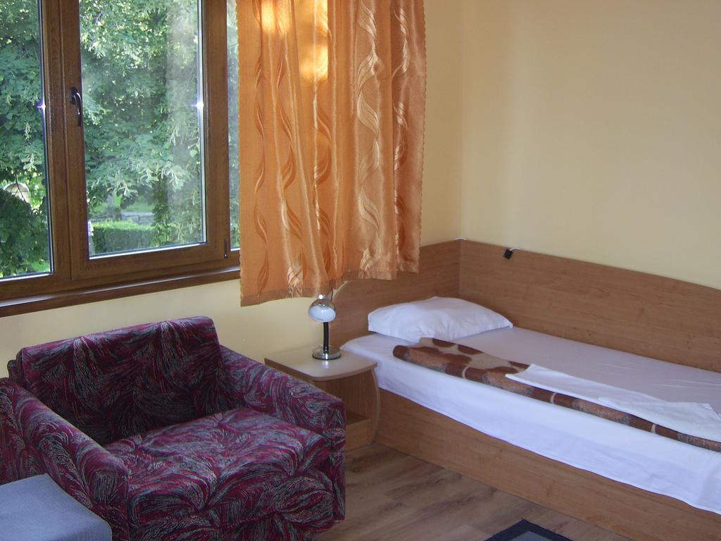Nelly Guest House 索佐波尔 外观 照片